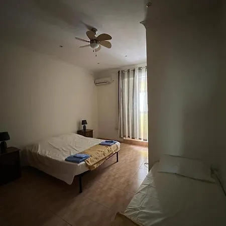 Typical Maltese Townhouse By Sea Apartamento